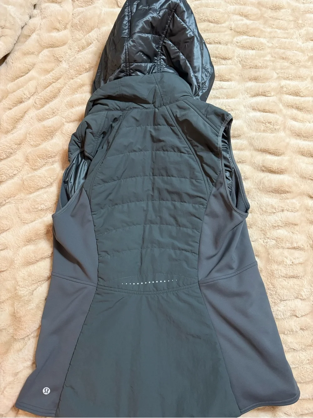 lululemon athletica sleeveless insulated
